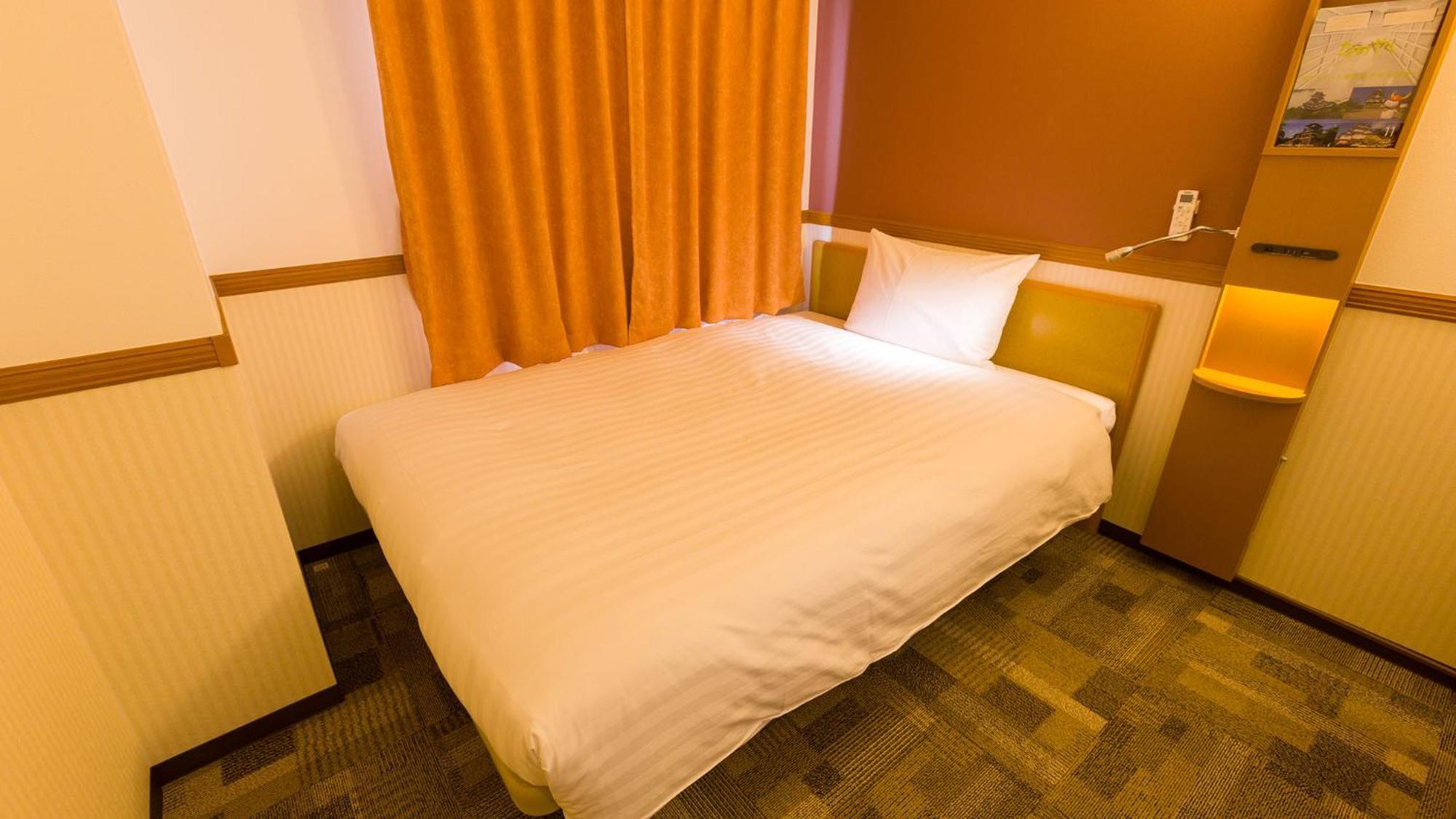 Toyoko Inn Shin-Yokohama Ekimae Honkan Chambre photo