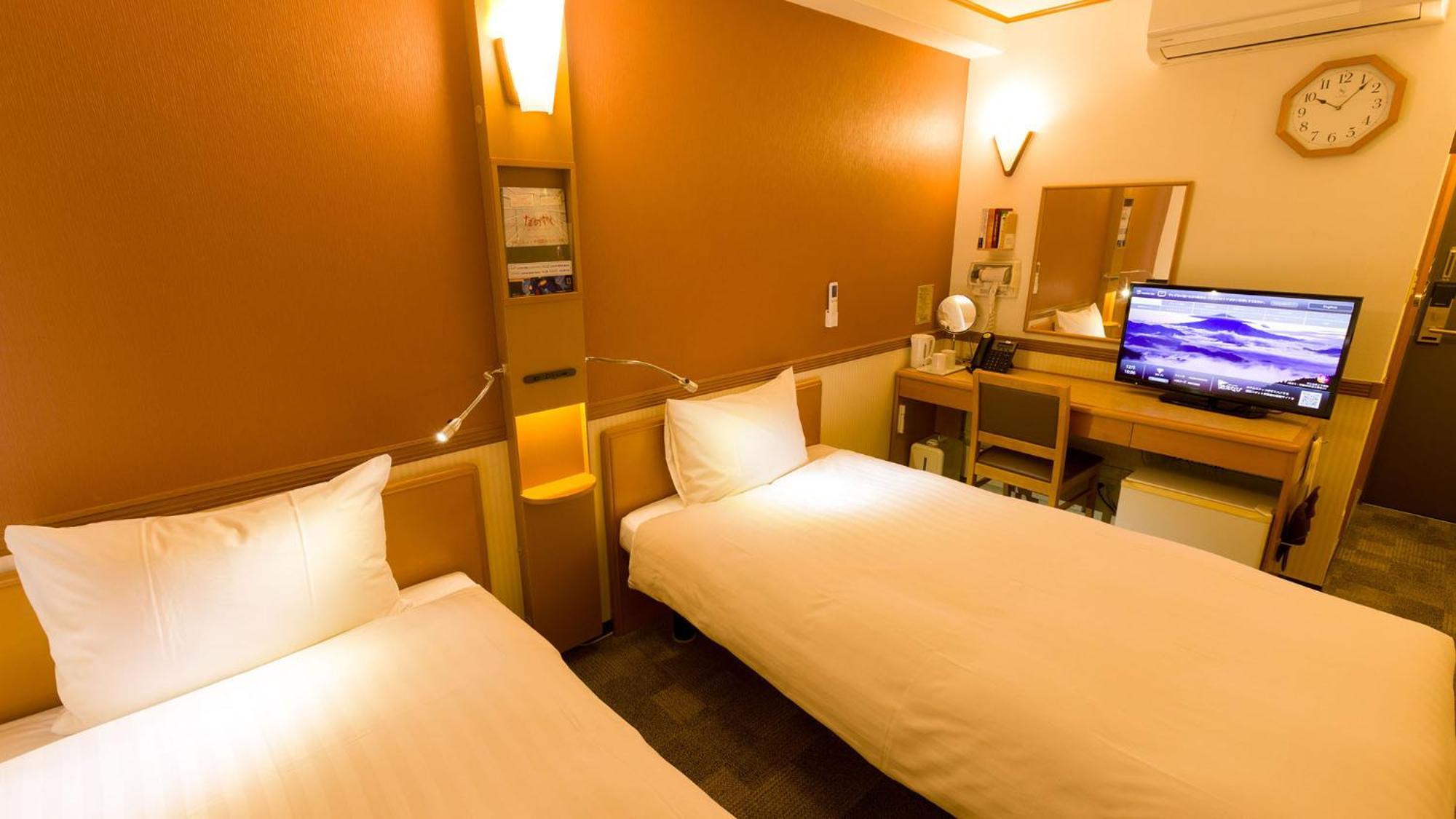 Toyoko Inn Shin-Yokohama Ekimae Honkan Chambre photo