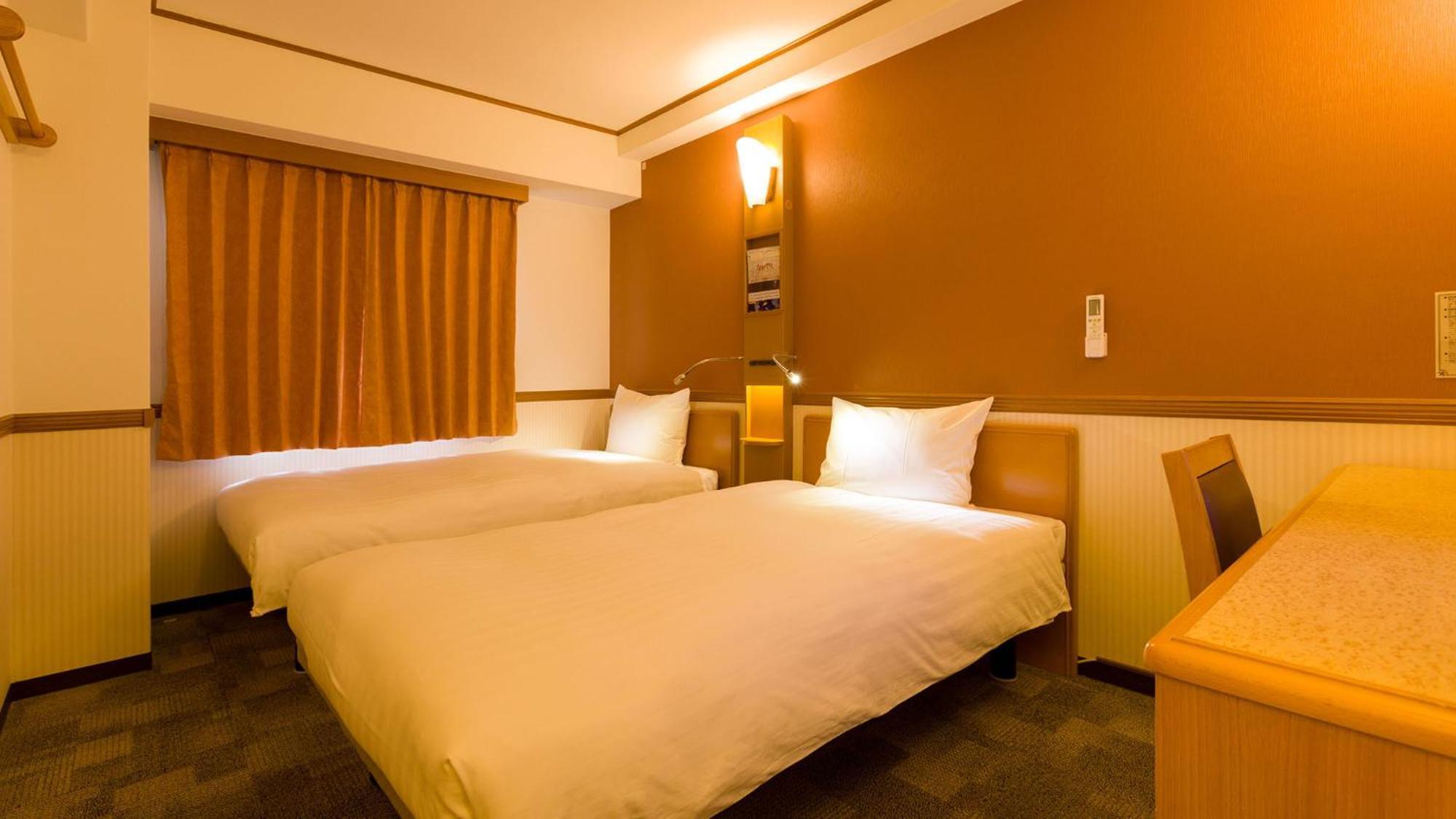 Toyoko Inn Shin-Yokohama Ekimae Honkan Chambre photo