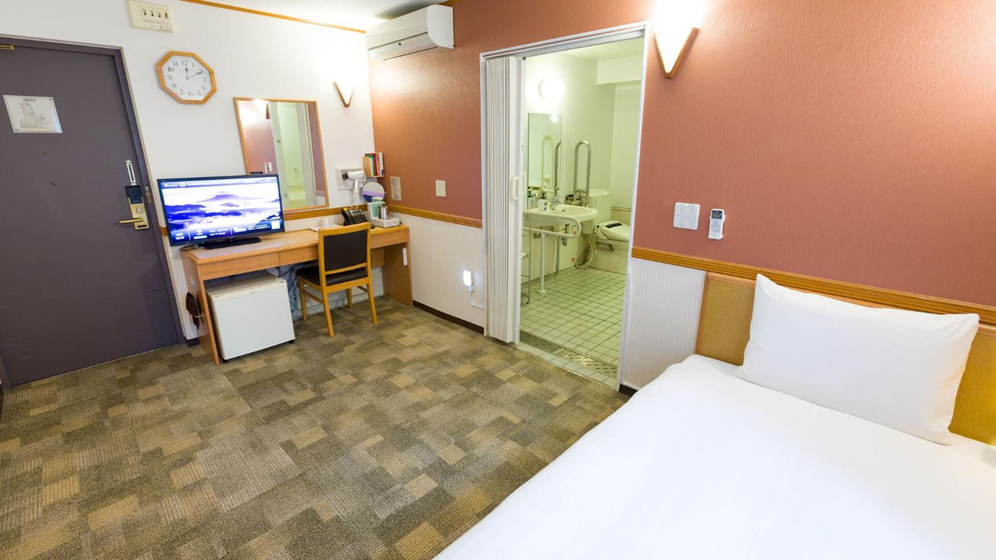 Toyoko Inn Shin-Yokohama Ekimae Honkan Chambre photo
